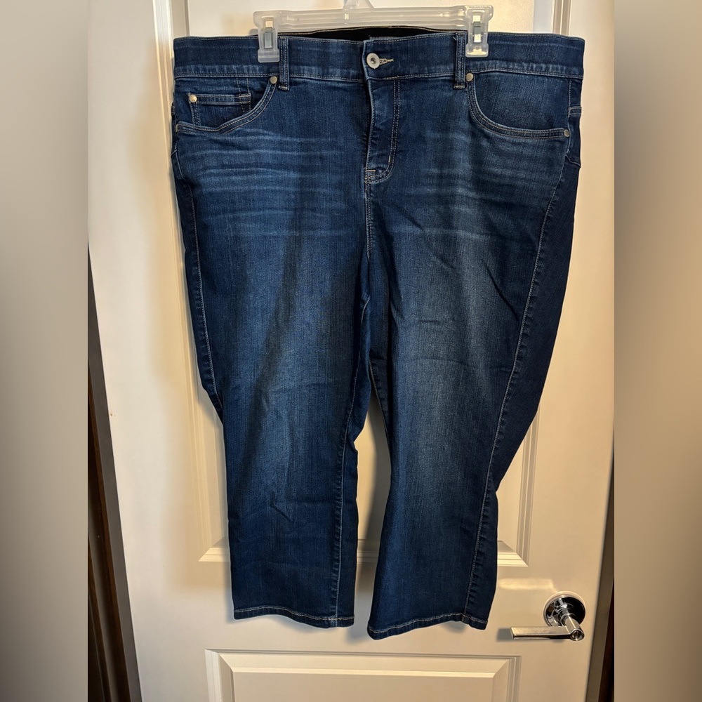Torrid crop bombshell skinny